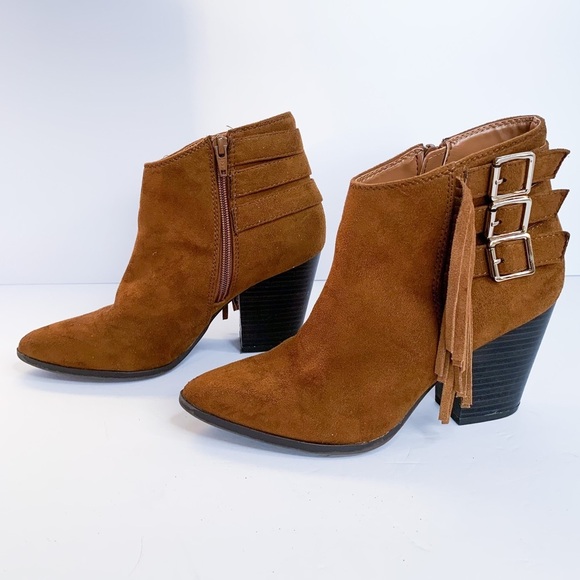 Jennifer Lopez Wrennn Faux Suede Ankle Bootie in Cognac Brown w/ Fringe Size 7.5 - Picture 5 of 16